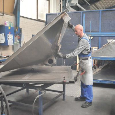 produktion_mechanik_schweißen_Fütterungsanlagen_weda